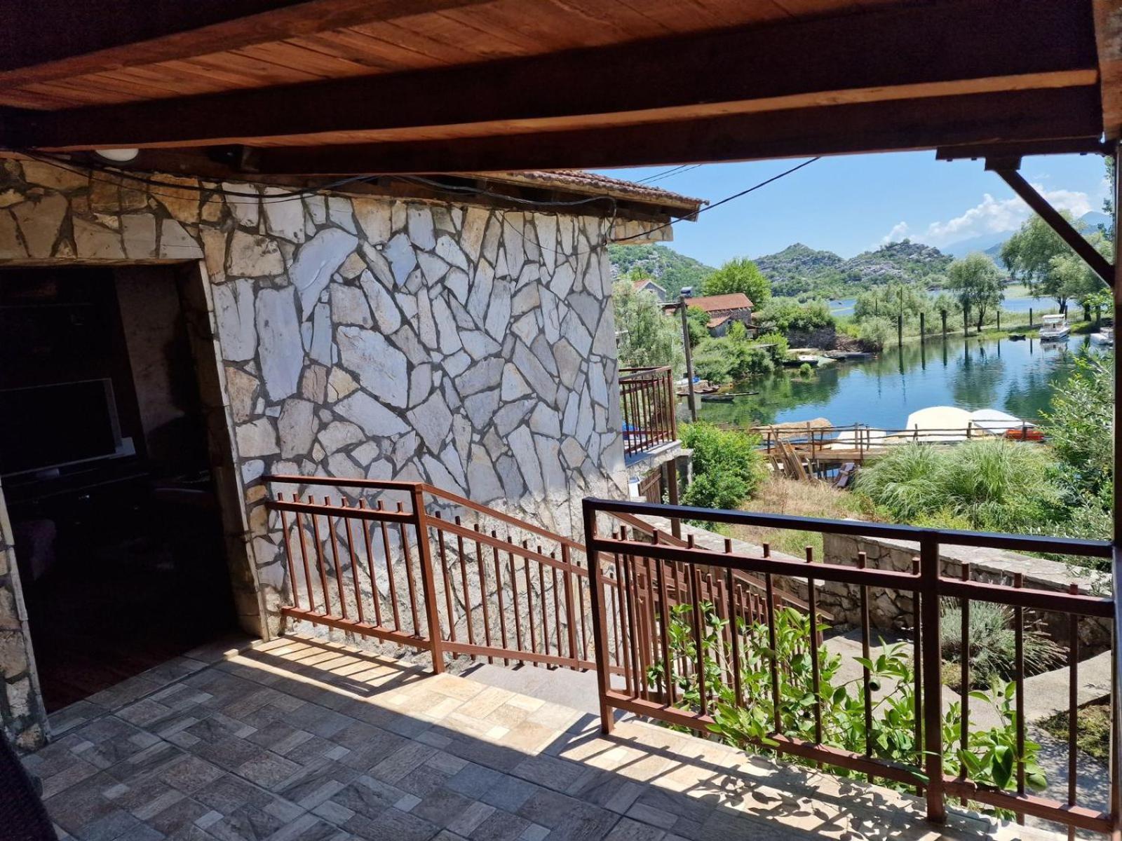 Lakeside Oasis Home Karuc Экстерьер фото
